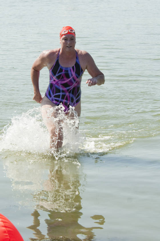 lakeSwim2009/_2005030.jpg